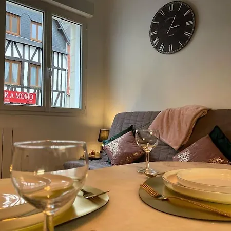 De Charme Centre-ville Beauvoisine Apartment
