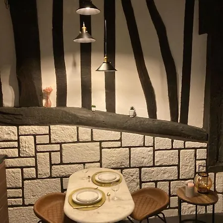 De Charme Centre-ville Beauvoisine Apartment